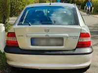 Gebraucht Opel Vectra 101 PS (74 kW) 1997 Silber Limousine