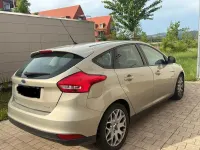 Gebraucht Ford Focus Business Edition 101 PS (74 kW) 2015 Beige Limousine