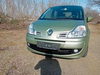 Gebraucht Renault Grand Modus Dynamique 75 PS (55 kW) 2009 Grün Van / Kleinbus