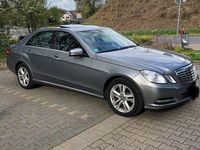 Gebraucht Mercedes E220 Elegance 170 PS (125 kW) 2011 Grau Limousine