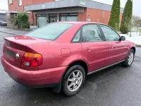 Gebraucht Audi A4 150 PS (110 kW) 1995 Rot Limousine