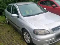 Gebraucht Opel Astra 80 PS (58 kW) 2003 Silber Limousine