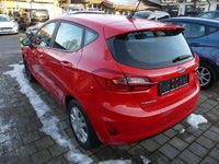 Gebraucht Ford Fiesta Trend 75 PS (55 kW) 2020 Racerot Kleinwagen