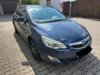 Gebraucht Opel Astra 110 PS (80 kW) 2011 Blau Kombi