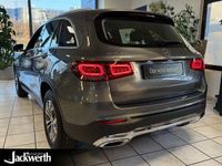 Gebraucht Mercedes GLC220 194 PS (142 kW) 2022 Lack selenitgrau SUV
