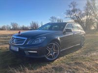 Używany Mercedes E63 AMG AMG 557 KM (409 kW) 2011 Szary Kombi