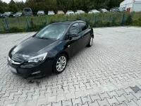 Gebraucht Opel Astra 120 PS (88 kW) 2013 Schwarz Kleinwagen
