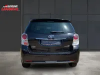 Gebraucht Toyota Verso Executive 147 PS (108 kW) 2013 Black mica / ink Van / Kleinbus