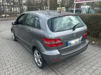 Gebraucht Mercedes B200 140 PS (102 kW) 2008 Grau Van / Kleinbus