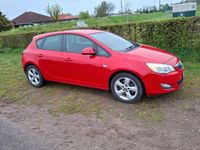 Gebraucht Opel Astra Selection 110 PS (80 kW) 2010 Rot Limousine