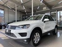 Gebraucht VW Touareg 262 PS (192 kW) 2016 Pure white SUV