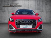 Neu Audi Q2 S-Line 150 PS (110 kW) 2026 Rot SUV