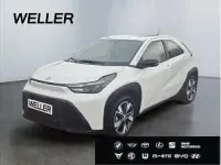 Neu Toyota Aygo Active 116 PS (85 kW) 2025 Braun (cinnamon) Kleinwagen