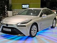 Gebraucht Toyota Mirai 182 PS (133 kW) 2021 Precious silver Limousine