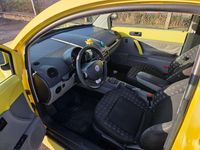 Gebraucht VW New Beetle 90 PS (66 kW) 1998 Gelb Kleinwagen