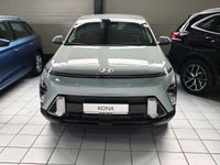 Gebraucht Hyundai Kona Select 139 PS (102 kW) 2025 Gruen SUV