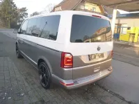 Gebraucht VW Multivan Highline 204 PS (150 kW) 2017 Grau Van / Kleinbus