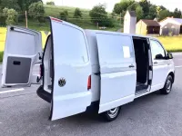 Gebraucht VW Transporter 102 PS (75 kW) 2016 Candyweiss Van