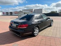 Second-hand Mercedes E250 170 CP (125 kW) 2013 Negru Berlinǎ