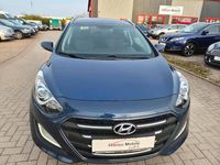 Gebraucht Hyundai i30 110 PS (80 kW) 2017 Blau Kombi