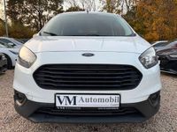 Gebraucht Ford Transit 101 PS (74 kW) 2022 Weiß Van / Kleinbus