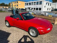 Second-hand Mazda MX5 124 CP (91 kW) 1992 Roșu Cabrio