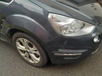 Gebraucht Ford S-MAX Titanium 140 PS (102 kW) 2011 Grau Van / Kleinbus