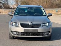 Gebraucht Skoda Octavia 150 PS (110 kW) 2014 Beige Kleinwagen