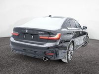 Gebraucht BMW 330 Sport Line 258 PS (189 kW) 2021 Schwarz Limousine
