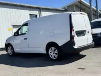 Second-hand VW Caddy Maxi 122 CP (89 kW) 2022 Alb Monovolum