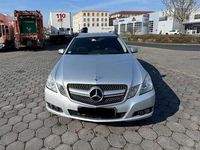 Gebraucht Mercedes E200 136 PS (100 kW) 2010 Iridiumsilber  metalliclack Kombi