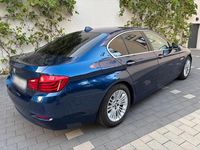 Gebraucht BMW 525 218 PS (160 kW) 2015 Blau Limousine