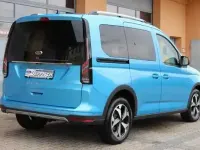 Gebraucht Ford Tourneo Connect Active 122 PS (89 kW) 2024 Boundlessblaumetallic Van / Kleinbus