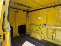 Gebraucht Mercedes Sprinter 163 PS (119 kW) 2020 Calcitgelb Van