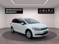 Neu VW Touran Highline 150 PS (110 kW) 2025 Oryxweiß perlmutteffekt Van / Kleinbus