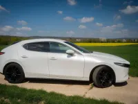 Second-hand Mazda 3 Selection 179 CP (131 kW) 2020 Alb Berlinǎ