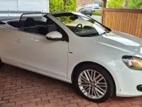Gebraucht VW Golf Cabriolet 140 PS (102 kW) 2014 Weiß Cabrio