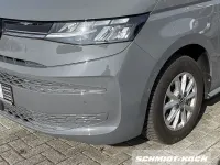 Gebraucht VW T7 Life 150 PS (110 kW) 2024 Grau Van