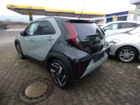 Neu Toyota Aygo X 116 PS (85 kW) 2025 Urban khaki SUV