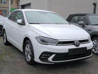 Gebraucht VW Polo Style 95 PS (69 kW) 2023 Weiß Limousine