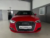 Gebraucht Audi A3 Sport 204 PS (150 kW) 2017 Rot Limousine