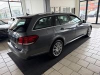 Gebraucht Mercedes E300 231 PS (169 kW) 2015 Grau Kombi
