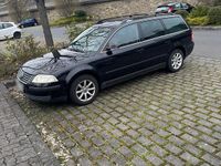 Gebraucht VW Passat 101 PS (74 kW) 2005 Schwarz Kombi