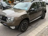 Second-hand Dacia Duster Black Shadow 125 CP (91 kW) 2017 Maro SUV