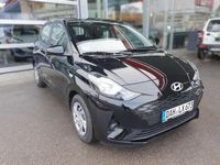 Gebraucht Hyundai i10 Select 63 PS (46 kW) 2024 Phantom black mineraleffekt Kleinwagen