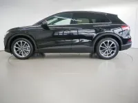 Gebraucht Audi Q4 e-tron Ambiente 210 kW (286 PS) 2025 Mythosschwarz metallic SUV
