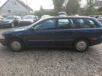 Gebraucht Volvo V40 Standard 109 PS (80 kW) 2003 Blau Kombi