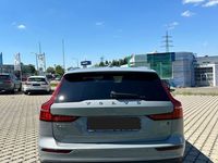 Gebraucht Volvo V60 CC Plus 250 PS (183 kW) 2023 Grau Kombi