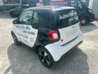 Gebraucht Smart ForTwo Coupé 41 kW (56 PS) 2021 Weiß Kleinwagen