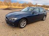 Gebraucht BMW 318 Sport Line 143 PS (105 kW) 2017 Blau Kombi